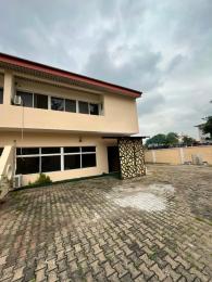 3 bedroom House for rent Off Ibb Way. Maitama Abuja