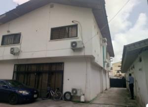 House for sale Ogunlana Surulere Lagos