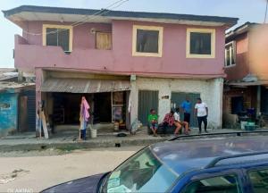 House for sale Off Okesuna Street Shomolu Lagos