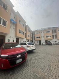 4 bedroom Flat / Apartment for rent Abgonyin Via Adelabu Surulere Bode Thomas Surulere Lagos