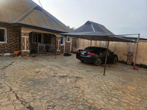 3 bedroom House for sale Mogona Off Akala Express Ibadan Akala Express Ibadan Oyo