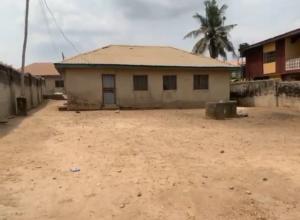 2 bedroom House for sale Kuola Area Of Apata Ibadan Oyo