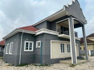 3 bedroom House for rent Lavista Estate. Access Road Is Tarred. Galadimawa Abuja