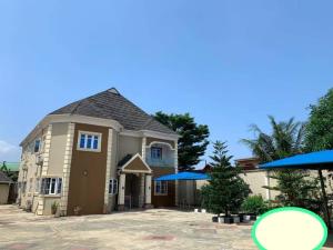 6 bedroom House for sale Ebute Ikorodu Lagos