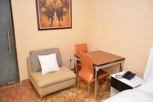 1 bedroom Flat / Apartment for shortlet 2 Olatubosun Street. Shonibare Estate Ikeja GRA Ikeja Lagos