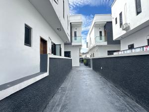 4 bedroom House for sale Chevron Tollgate, orchid Lekki Lagos