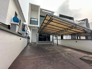 5 bedroom House for sale Bera Estate Chevron Lekki Lagos