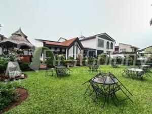 6 bedroom House for sale Alimosho Lagos
