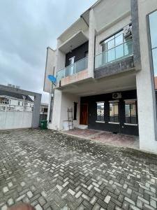 4 bedroom House for rent Ikota Lekki Lagos