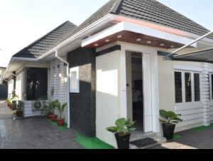 2 bedroom House for sale Off Adeniran Ogunsanya, Surulere Lagos