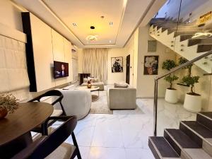 4 bedroom House for shortlet Ikoyi Lagos