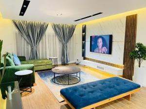 3 bedroom Flat / Apartment for sale Old Ikoyi Ikoyi Lagos