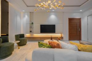 3 bedroom Flat / Apartment for shortlet Ologolo Lekki Lagos