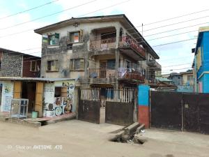 3 bedroom House for sale Papa Ajao Mushin Lagos