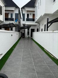 4 bedroom House for rent Orchid Road Lekki Lagos