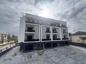 4 bedroom House for rent 1st Roundabout Lekki Lagos