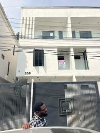 4 bedroom House for rent Agungi Lekki Lagos
