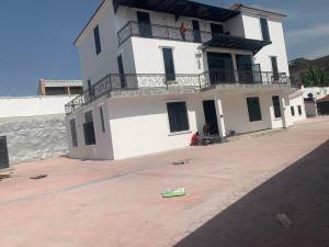 6 bedroom House for sale Diplomatic Zone, Asokoro Abuja