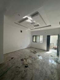 2 bedroom Flat / Apartment for rent Beside Hebron Court, Off Alafara Road, Idi Ishin Extension, Ibadan. *landmarks* • Hebron Court • ?b.i.d Hotel Idishin Ibadan Oyo