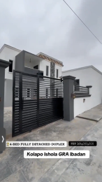 4 bedroom House for sale Kolapo Ishola Gra, General Gas Bus Stop Akobo Ibadan Oyo
