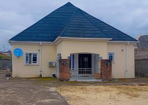 3 bedroom House for sale Iyana Isahsi Ojo Ojo Lagos