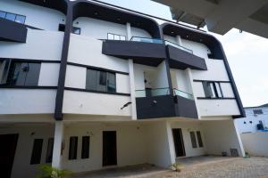 4 bedroom House for sale Orchid Lekki Lagos