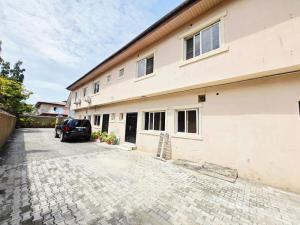 3 bedroom Commercial Property for rent Lekki Phase 1 Lekki Lagos