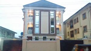 2 bedroom House for sale Directly On Cms Road , Akoka Bariga Lagos