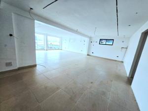 1 bedroom Commercial Property for rent Lekki Phase 1 Lekki Lagos