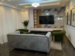 4 bedroom Flat / Apartment for shortlet Ikeja GRA Ikeja Lagos