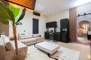 1 bedroom House for shortlet Lekki Phase 1 Lekki Lagos