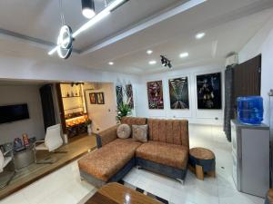 2 bedroom House for shortlet Surulere Lagos