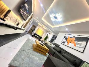 2 bedroom Flat / Apartment for shortlet Onikoyi Ikoyi Lagos