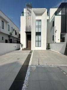 5 bedroom House for sale Orchid Road Orchid Lekki Lagos