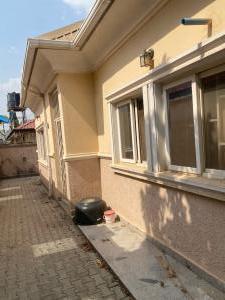 2 bedroom House for rent 62 Road Gwarinpa Abuja