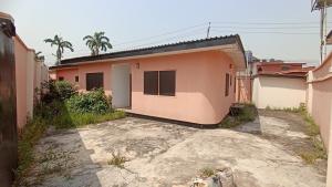 3 bedroom House for rent Millenuim/UPS Gbagada Lagos