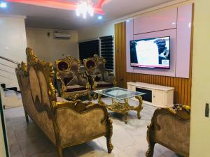 4 bedroom House for shortlet Oluyole Estate Ibadan Oyo