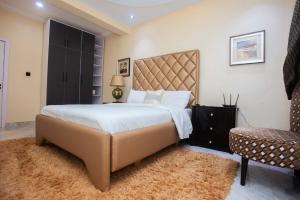 2 bedroom House for rent Lekki Phase 1 Lekki Lagos