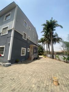 10 bedroom House for sale Garki 1 Abuja
