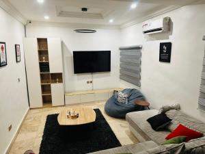 4 bedroom Flat / Apartment for shortlet Onikoyi Lane Parkview Estate Ikoyi Lagos