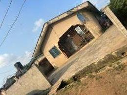 House for sale Off Isuti Road Ikotun/Igando Lagos