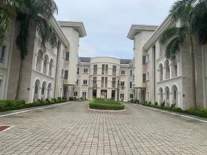 10 bedroom Flat / Apartment for sale Banana Island Ikoyi Lagos