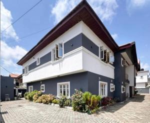 3 bedroom Flat / Apartment for rent Chevron Drive Lekki Lagos