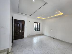 4 bedroom House for sale Obanikoro Shomolu Lagos