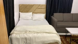 1 bedroom Flat / Apartment for shortlet Akoka Yaba Lagos