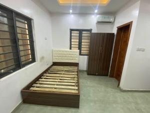 Flat / Apartment for rent Akoka Akoka Yaba Lagos