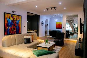 3 bedroom Flat / Apartment for shortlet Off Admiralty Lekki Phase 1 Lekki Lagos