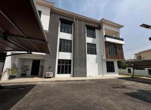 6 bedroom House for sale Kado Abuja