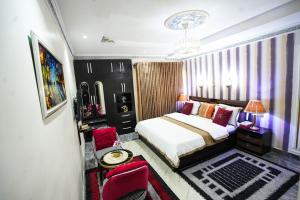 1 bedroom Flat / Apartment for shortlet 22 Sule Abuka Street Opebi Ikeja Lagos