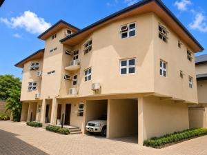 10 bedroom House for sale Oniru Victoria Island Lagos